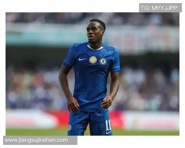 吉滕斯英超首助：新星崛起的闪耀时刻引爆绿茵热潮