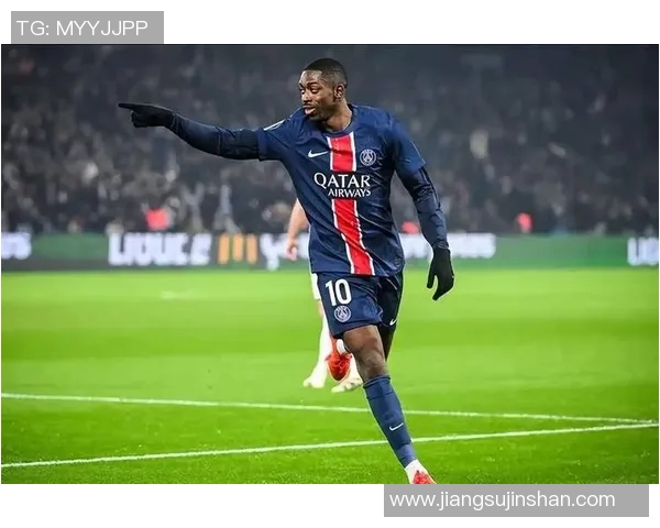 蓝黑与红蓝的王冠：意甲西甲易主，新王登基的荣耀与呐喊！