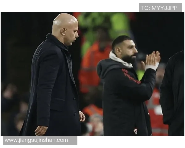 萨拉赫33岁,王者归来?和解解除禁赛,重返首发阵容的绿茵传奇! 萨拉赫33岁,王者归来?和解解除禁赛,重返首发阵容的绿茵传奇!